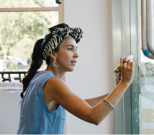 ARTIST OF THE MONTH - ANA SOFÍA CASTANON