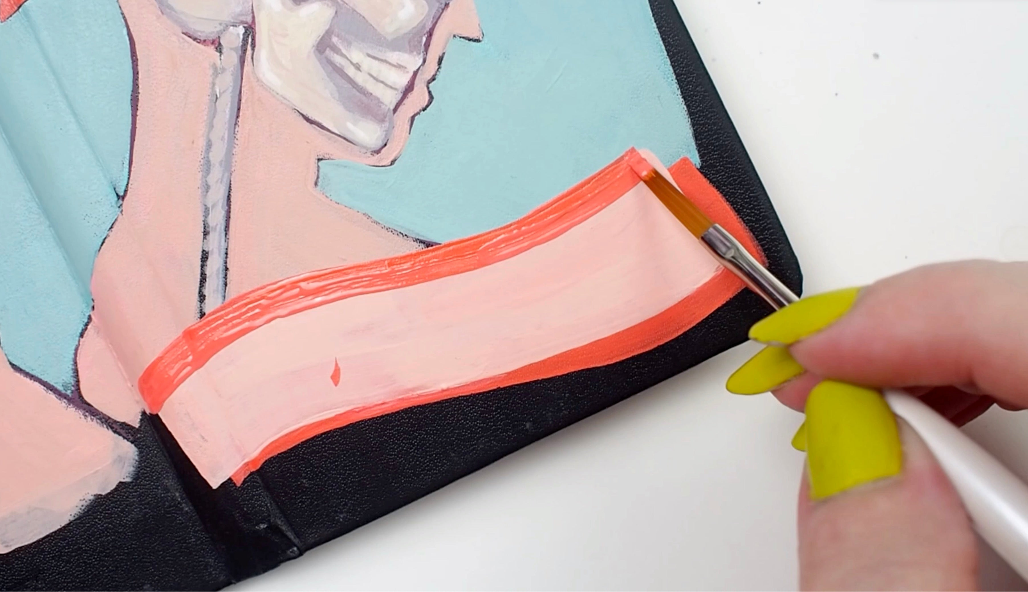 Ultra Mini® Lettering Paintbrush | Short Handle | 2411S