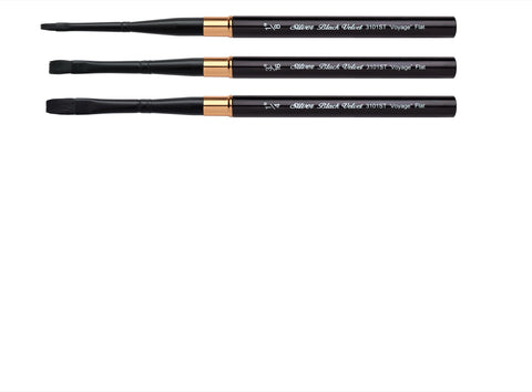 Black Velvet® Voyage™ Travel Brush | Flat Head | Short Handle | 3101ST