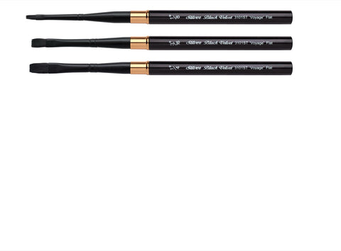 Black Velvet® Voyage™ Travel Brush | Flat Head | Short Handle | 3101ST