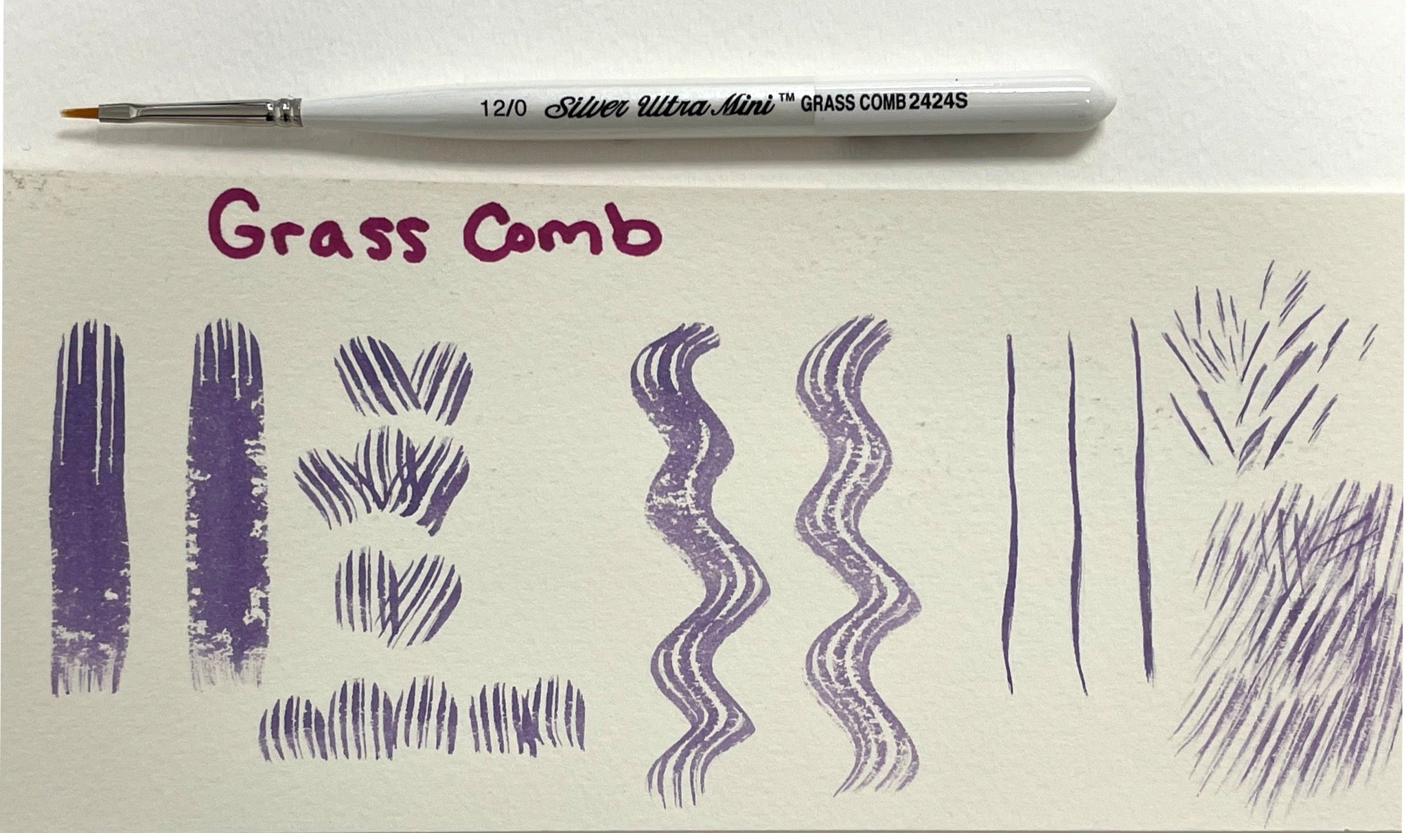 Ultra Mini® Grass Comb Paintbrush | Short Handle | 2424S - Size 12/0